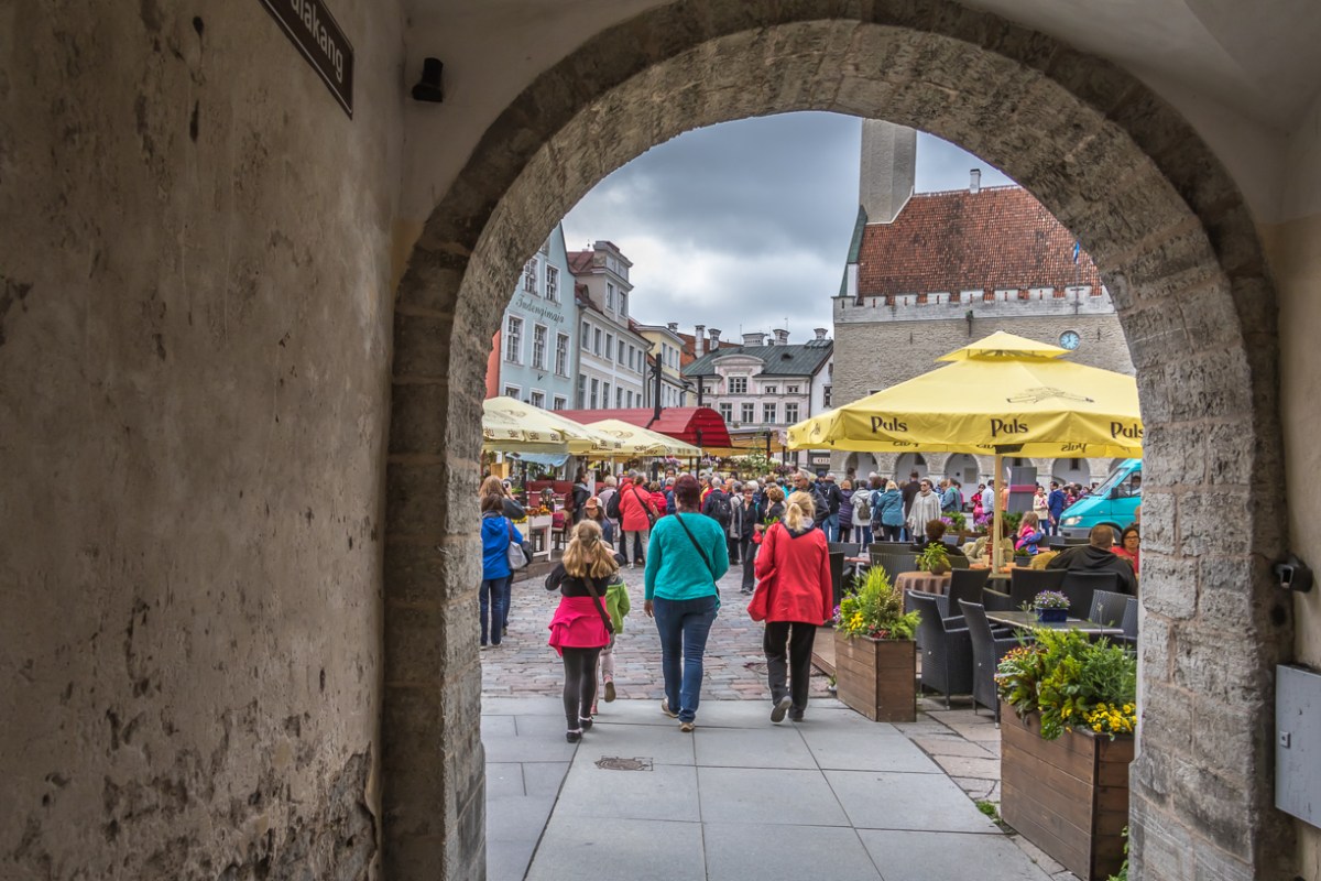 Top-things-to-do-in-medieval-Tallinn-Estonia-2801-4