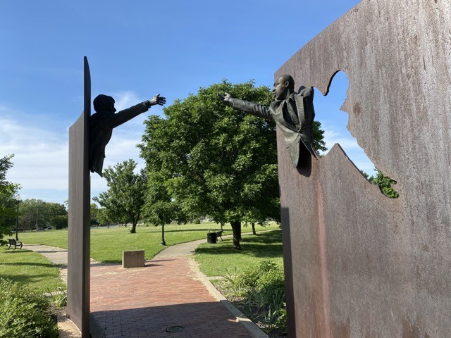 Indianapolis, IN